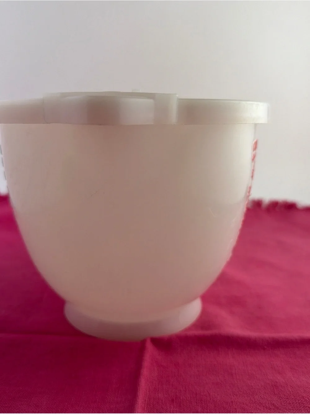 Tupperware marked 1288